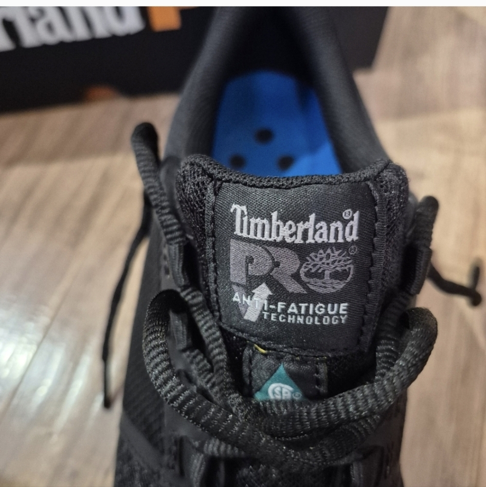 New In Box Womens Timberland Size 7.5W